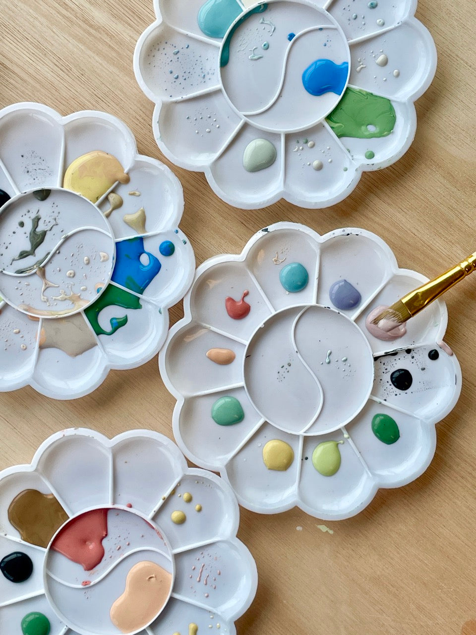 Glaze: decorate ceramic item of choice!